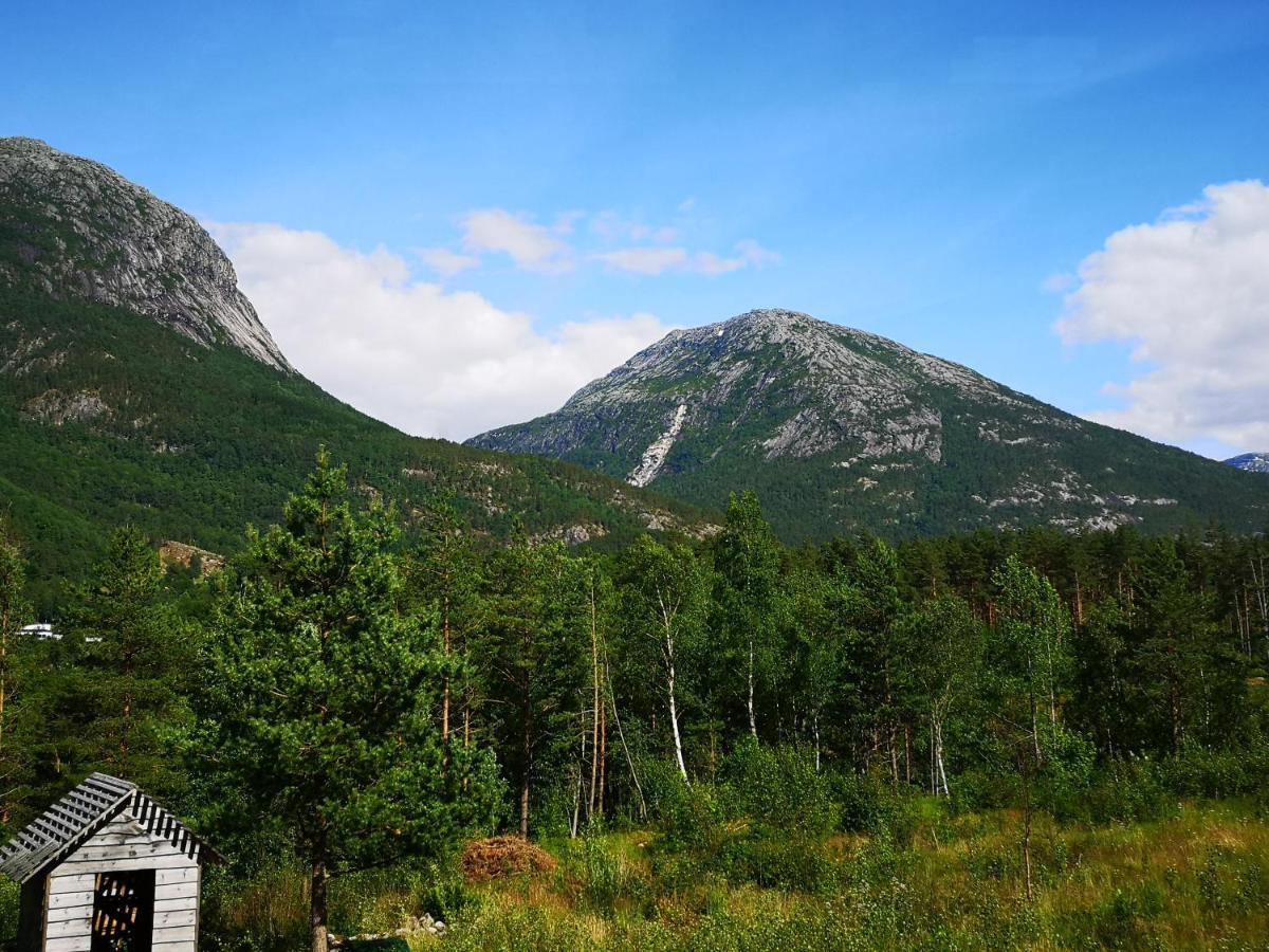 Kinsarvik Hostel Esterno foto